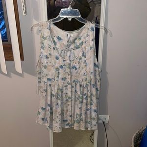 Floral flowy tank top blouse